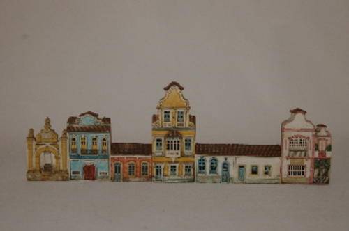 The Old Town, Rio - 6 buildings modelled by Bricio, cast and handpainted.  Total length 50cm.