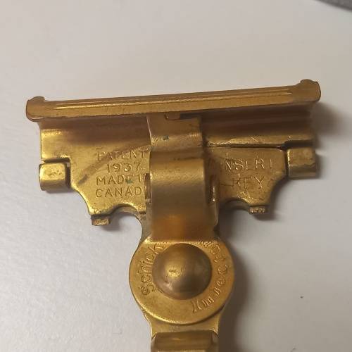 VINTAGE 1937 SCHICK INJECTOR RAZOR IN ORIGINAL CASE