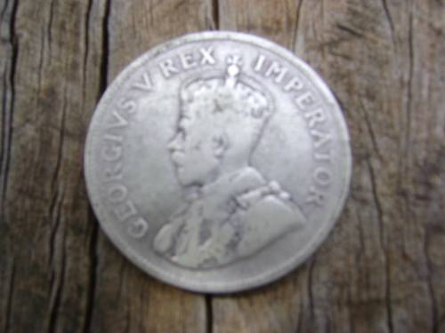 1927 UNION OF SA. HALF CROWN 11.31 GRAMS SILVER. MINTAGE ONLY 193653. KEY DATE.