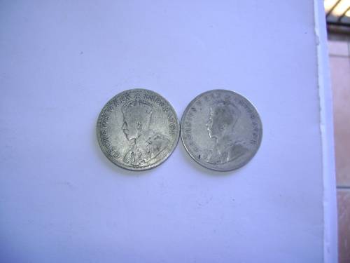 1932 ,1935 UNION SILVER 2 SHILLING COINS.SILVER 18.10 GRAMS. BID PER 1 TO TAKE 2.