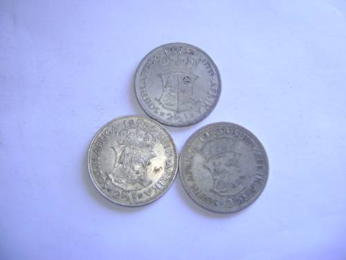 1952, 1954 1956 UNION HALF CROWNS. SILVER 21.21 GRAMS BID PER 1 TO TAKE 3.