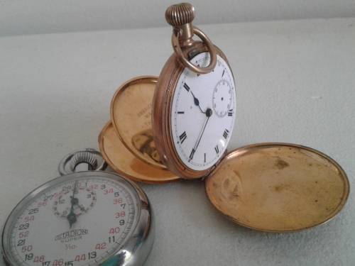 POCKET --AND STOP WATCH. UNTESTED.BID 1 TAKING BOTH.
