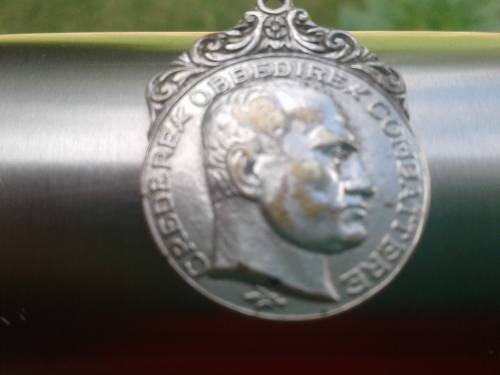 ITALIAN FASCIST CREDERE OBBEDIRE COMBATTERE MUSSOLINI PENDANT MEDAL. RARE.