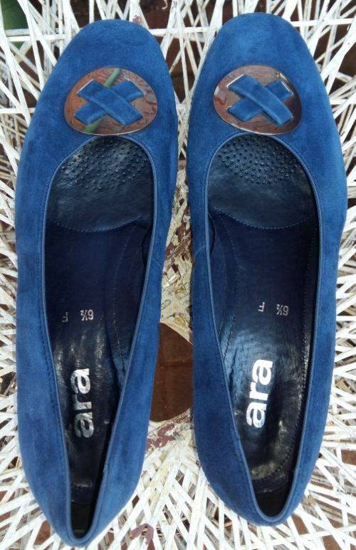 Women Pumps Blue Suede Silver Buckle Leather Size 6.5 Narrow