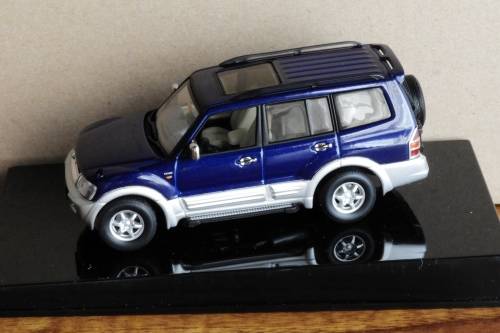Mitsubishi Pajero  (1999) LWB 4DR by AUTOart
