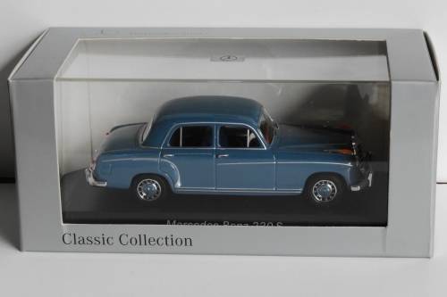 Mercedes-Benz 220S  (from 1960's) by Minichamps