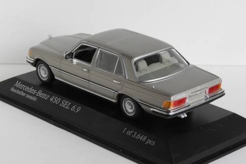 Mercedes_Benz S 450 SEL (1972-79)  by Minichamps