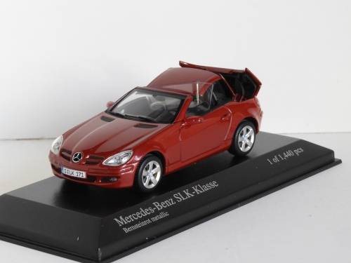 Mercedes-Benz SLK (2004) by Minichamps