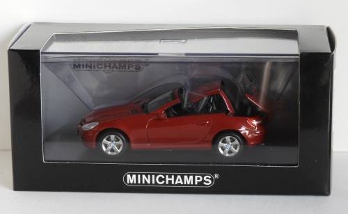 Mercedes-Benz SLK (2004) by Minichamps
