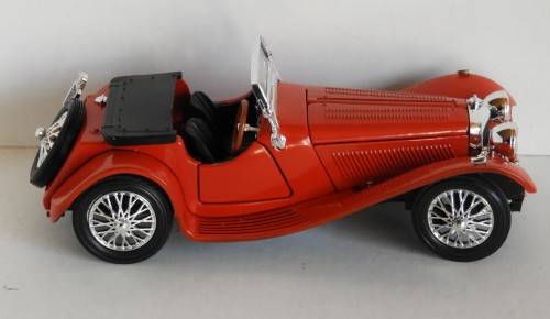 Jaguar SS 100  (1939) 1:32 Signature Models