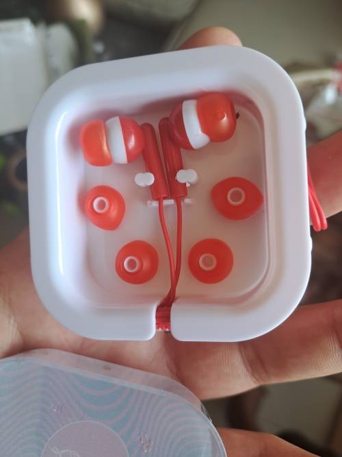 100x coca cola earphones all for one bid bargain brand new last lot