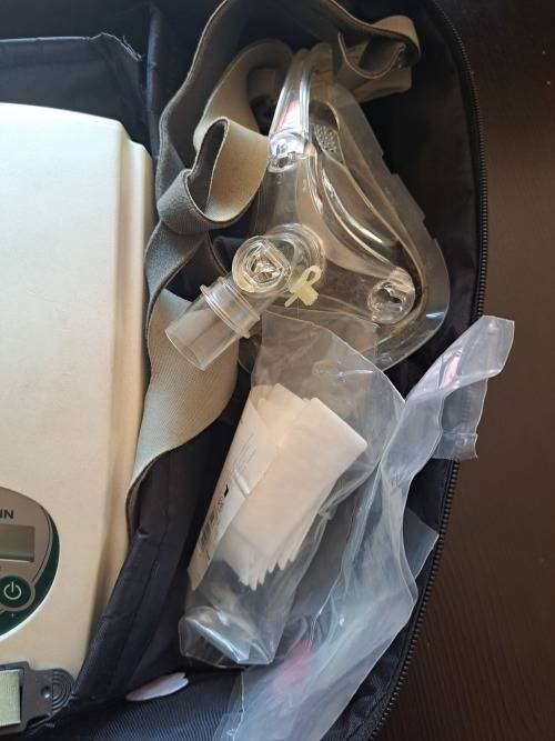 Weinmann sommobalance e cpap machine with booklets and all accessories
