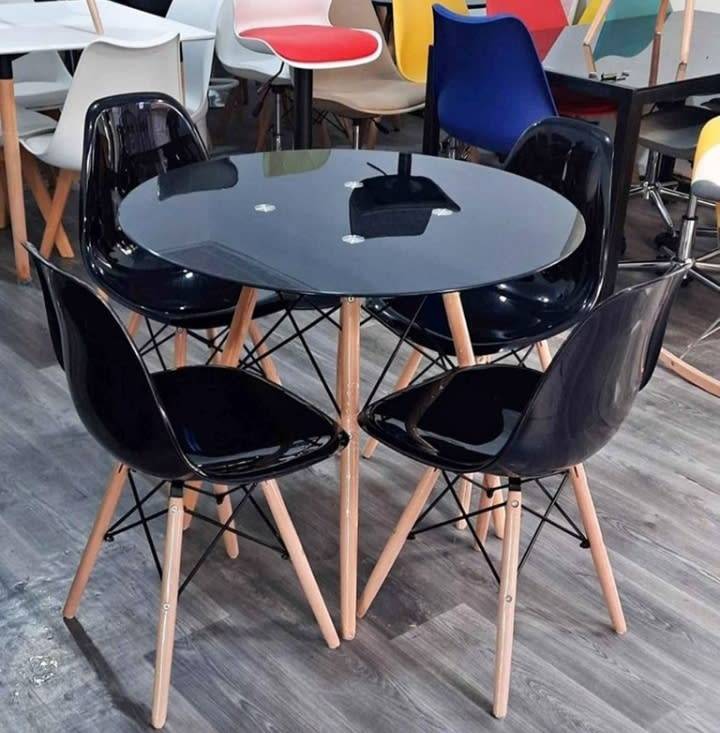 4 Seater Dining Table & Chairs Set