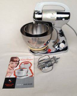 FABULOUS VINTAGE HAMILTON BEACH MODEL K CHROME FOOD MIXER