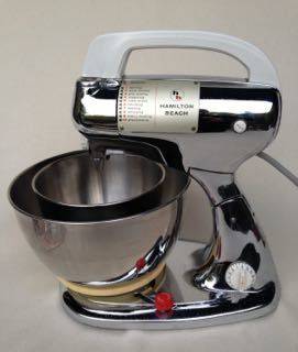 FABULOUS VINTAGE HAMILTON BEACH MODEL K CHROME FOOD MIXER