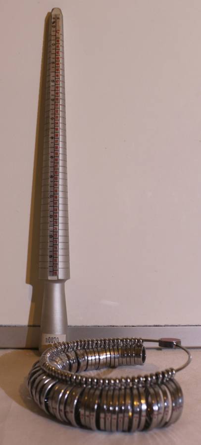 Ring sizing stick and ring size measurements