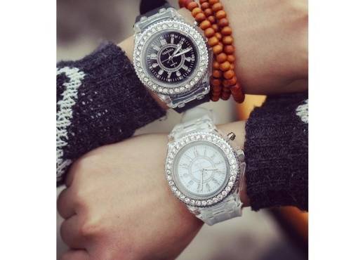 Luminous glow watches personality Korea han edition men's and women's students lovers jelly fashion