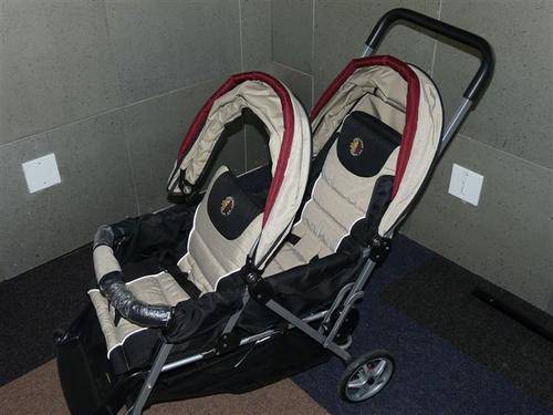 TWIN PRAM