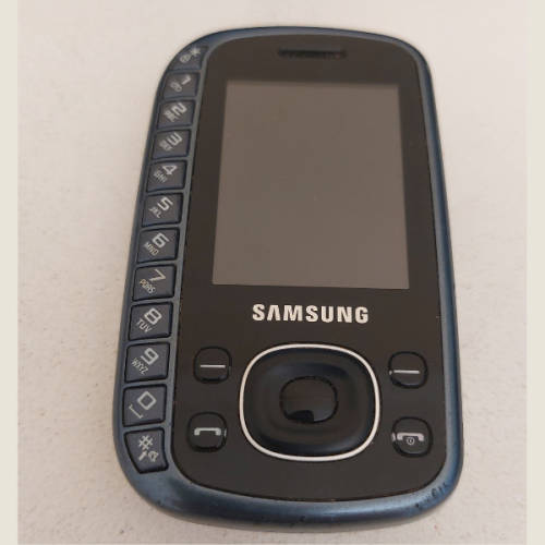 Old Samsung cellphones