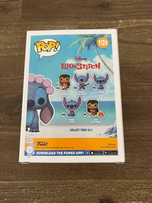 STITCH IN ROLLERS!!DISNEY!! FUNKO POP!! 2021 FALL CONVENTION