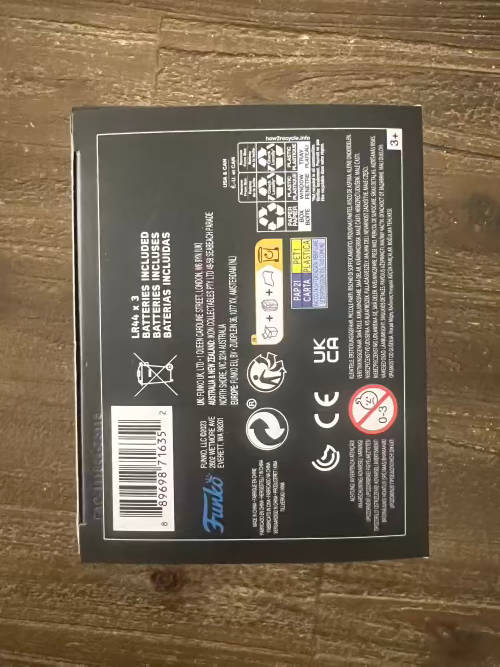 R2D2!!STAR WARS!! FUNKO POP!! FUNKO EXCLUSIVE!! LIGHTS AND SOUND!!