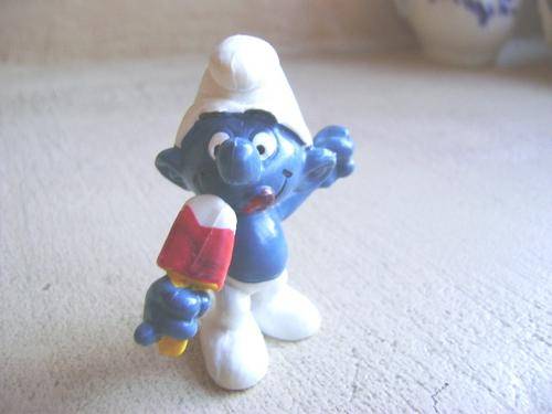 VINTAGE 1979 PEYO SCHLEIGH ICE LOLLY SMURF