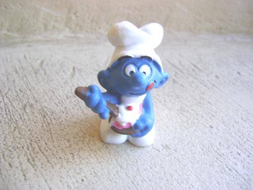 VINTAGE 1982 PEYO SCHLEIGH GERMANY BABY CHEF SMURF
