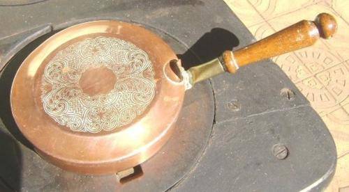 VINTAGE COPPER LITTLE PAN MADE IN ENGLAND
