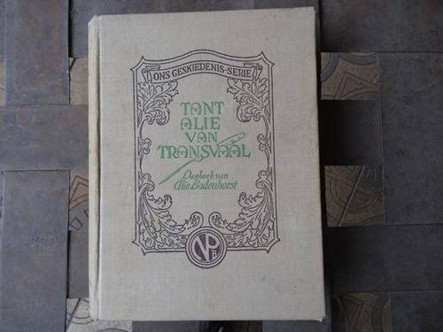 1939 FIRST EDITION 'TANT ALIE VAN DIE TRANSVAAL'.