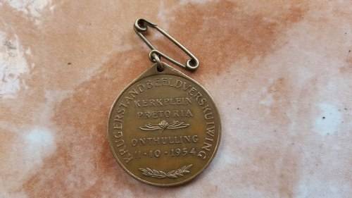 1954 KERKPLEIN PRETORIA MEDALLION PAUL KRUGER 1825-1904