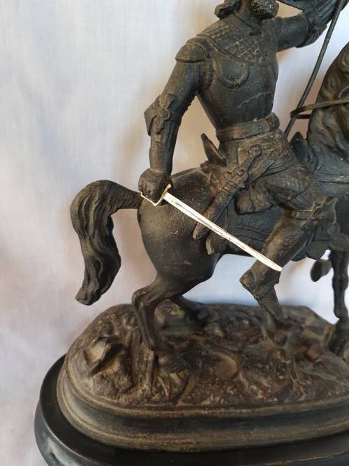 ANTIQUE ENGLISH KNIGHT/SOLDIER SPELTER STATUE