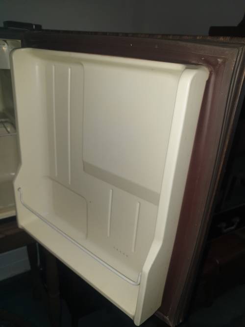 FROSTLINE BAR/CARAVAN FRIDGE IN WORKING ORDER