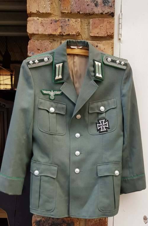 WW2 GERMAN DISPLAY NON-ORIGINAL