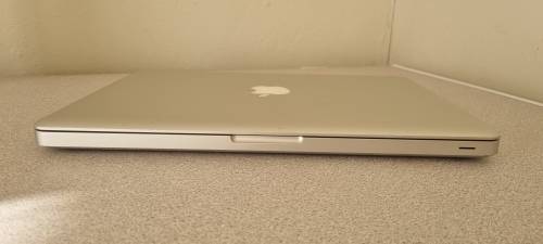 **Macbook Pro 2012 - Core i5, 10GB RAM, 1000GB HDD, New Battery!!!!!!