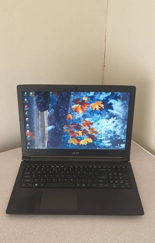 Acer A315 - Core i5 7200U 2.50Ghz, 4Gb Ram, 1000Gb HDD, Windows 10 Home Single Language x64