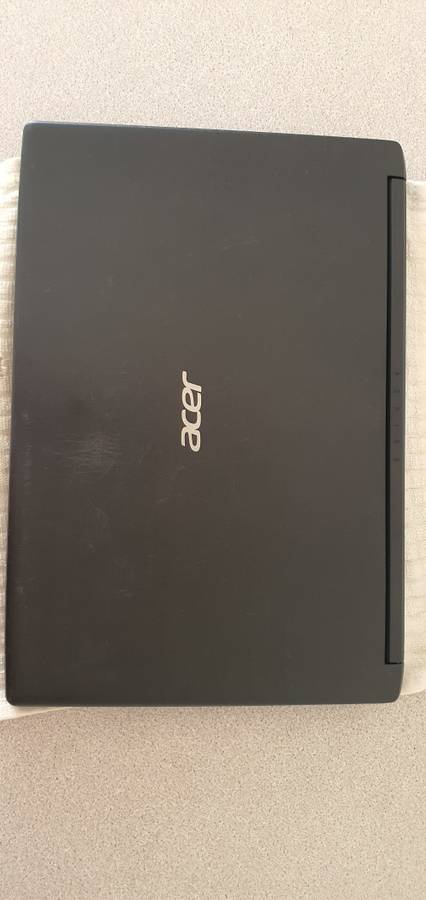 Acer A315 - Core i5 7200U 2.50Ghz, 4Gb Ram, 1000Gb HDD, Windows 10 Home Single Language x64