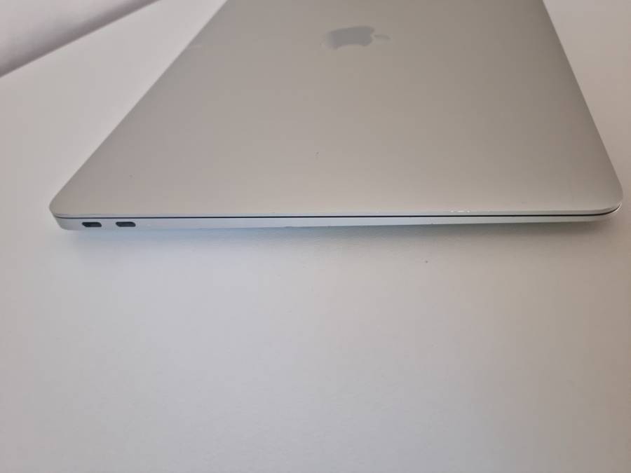 wknDEALonly! 2020 Apple MacBook Air 13-inch M1 8-Core CPU, 7-Core GPU (8GB RAM, 256GB SSD, Silver)