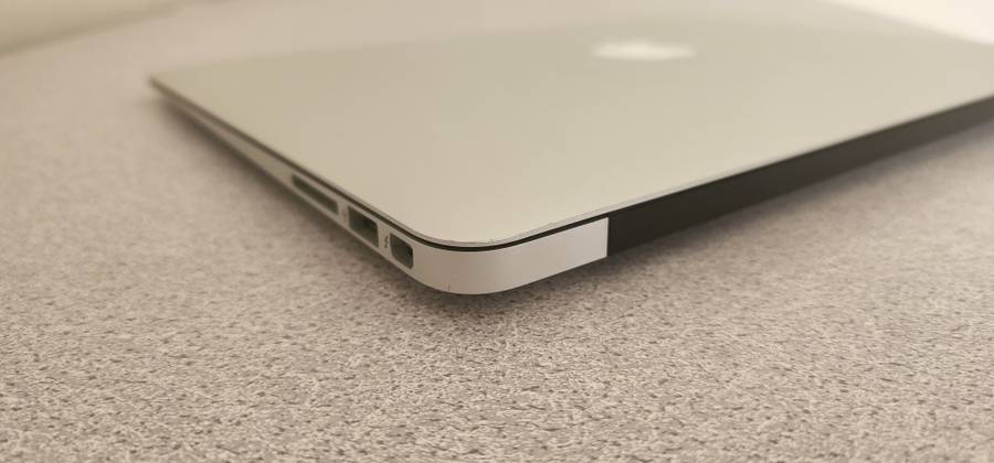 2017 MacBook Air 13.3-inch | Core i5 1.8GHz | 8GB RAM | 512GB SSD | 155 Cycle Count | macOS