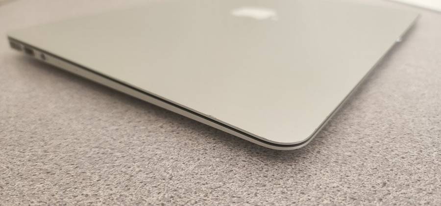 2017 MacBook Air 13.3-inch | Core i5 1.8GHz | 8GB RAM | 512GB SSD | 155 Cycle Count | macOS