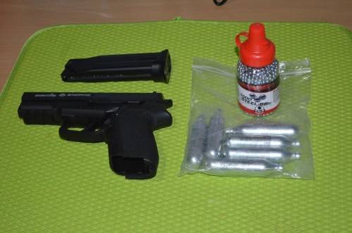 Guerrilla Snorre CO2 Gas Pistol 520FPS with 4.5mm BB metal bullets