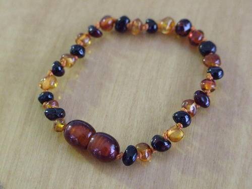 Baby teething anklet / bracelet. No more sleepless nights! Pure Lithuanian amber - Low shipping!