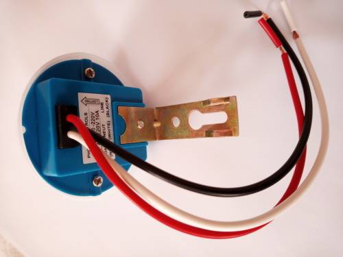 Day/Night Sensor Control Switch AC 220V 10A  **** Local Stock