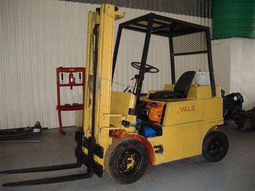 ##*# WOW LOOK AT THIS YALE 2 TON FORKLIFT STARTING AT R1 #*##