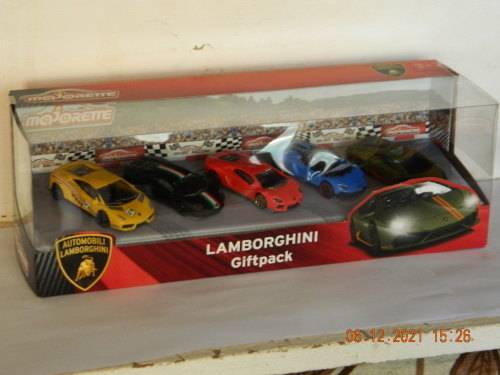 MAJORETTE  -   LAMBORGHINI GIFTPACK  -  (5 OFF IN PACK)