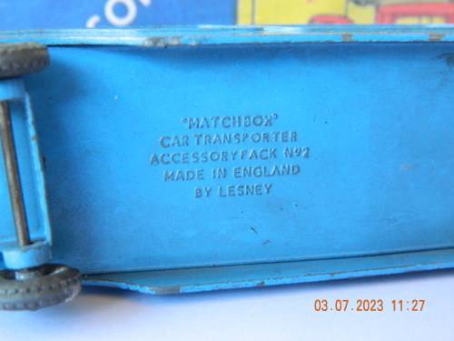 MATCHBOX  SERIES -  NO.2 ACCESSORY PACK -  CAR TRANSPORTER