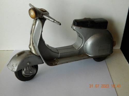 JAPAN UNKNOWN MAKE  -  VESPA SCOOTER  G.S.