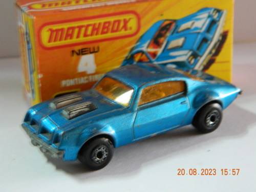 MATCHBOX SUPERFAST  -  4f  -  PONTIAC FIREBIRD