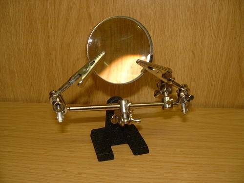 Helping Hands with Magnifer