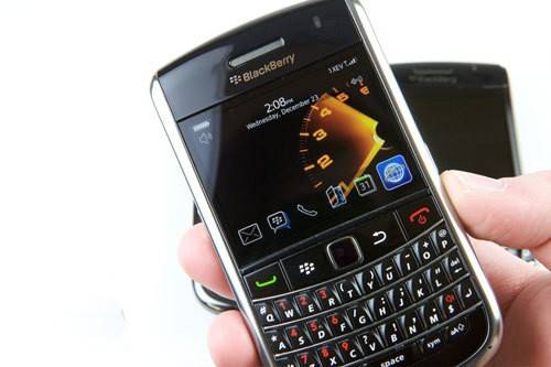 BlackBerry Bold 9650 Unlocked Original Mobile Phone 3G Wifi 3.2 MP GPS+Free gift 8GB Memory Card