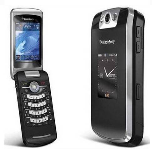 Unlocked  BlackBerry 8220 Flip CellphoneBlack